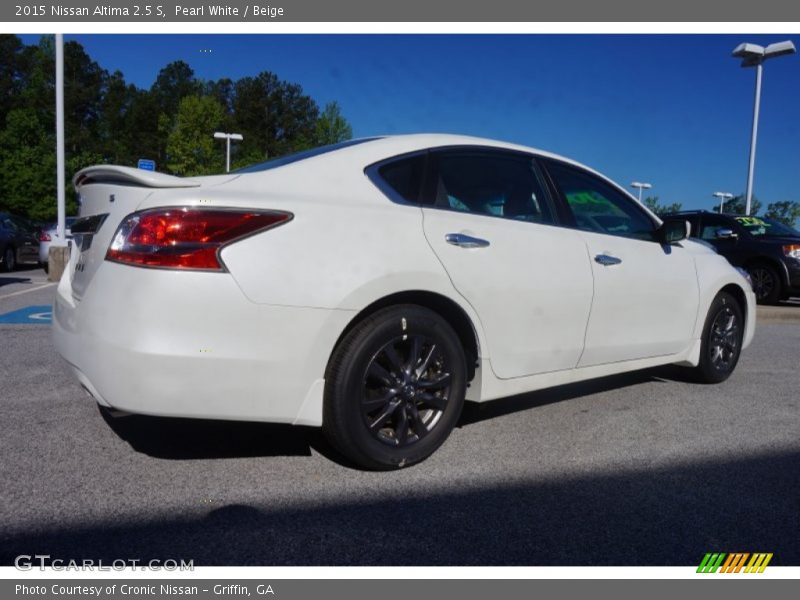 Pearl White / Beige 2015 Nissan Altima 2.5 S