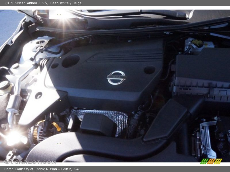 Pearl White / Beige 2015 Nissan Altima 2.5 S