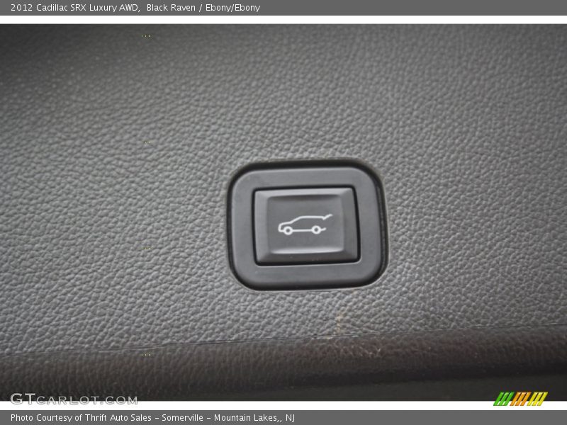 Black Raven / Ebony/Ebony 2012 Cadillac SRX Luxury AWD