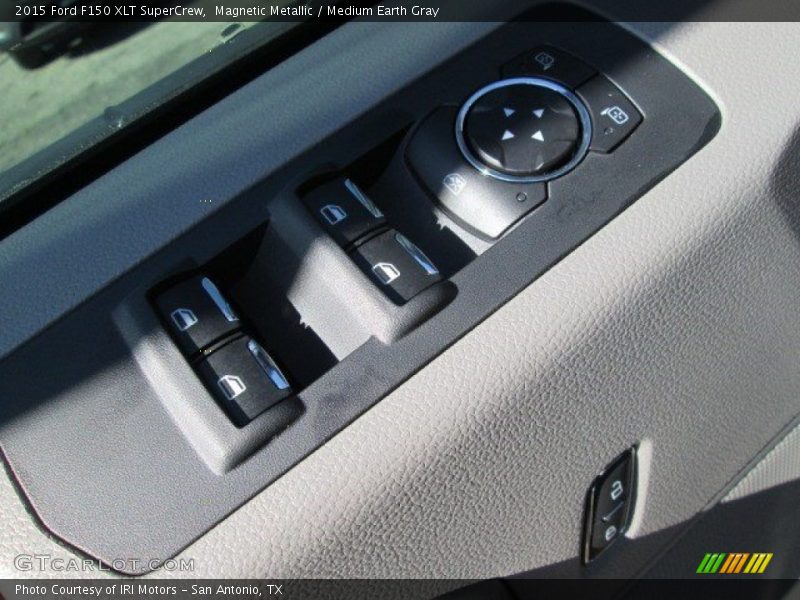 Magnetic Metallic / Medium Earth Gray 2015 Ford F150 XLT SuperCrew