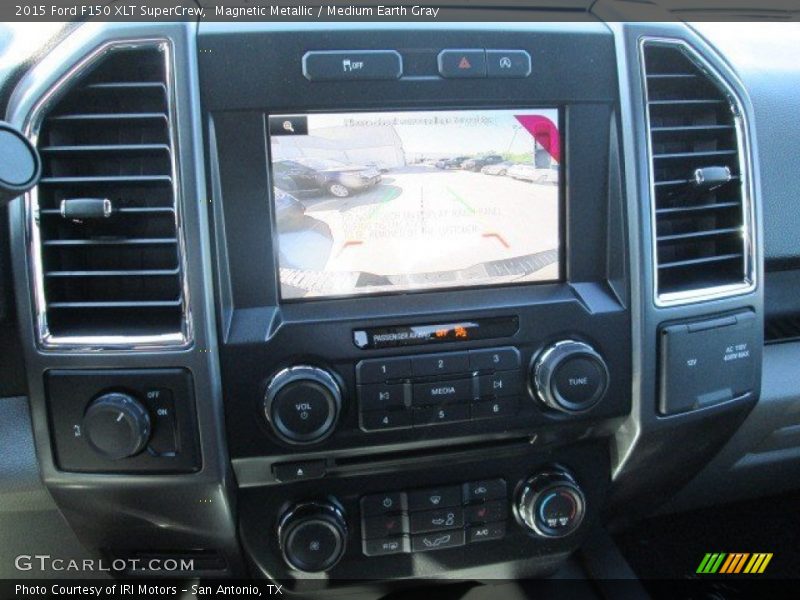 Magnetic Metallic / Medium Earth Gray 2015 Ford F150 XLT SuperCrew