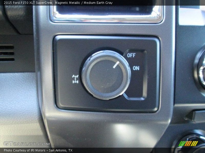 Magnetic Metallic / Medium Earth Gray 2015 Ford F150 XLT SuperCrew