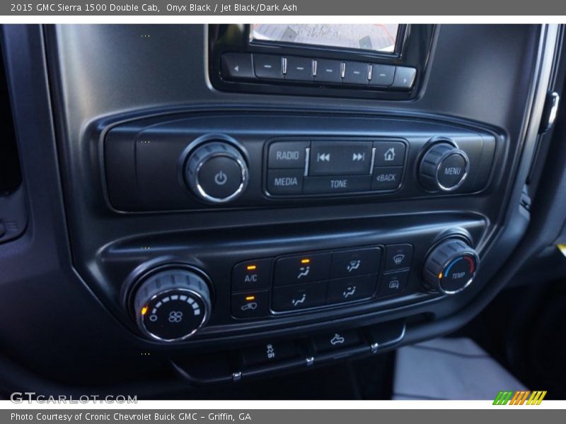 Onyx Black / Jet Black/Dark Ash 2015 GMC Sierra 1500 Double Cab