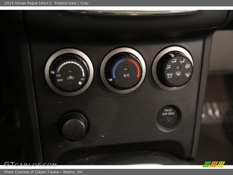 Frosted Steel / Gray 2014 Nissan Rogue Select S