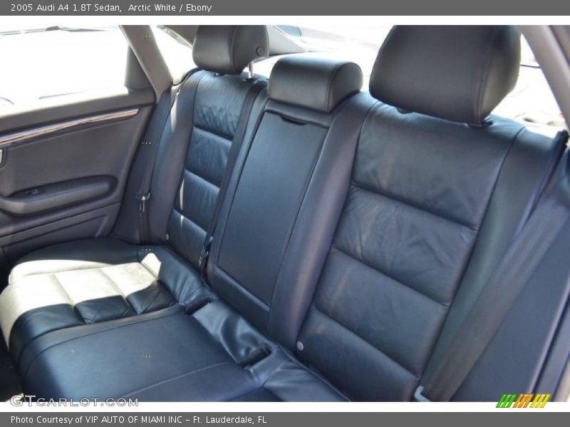 Arctic White / Ebony 2005 Audi A4 1.8T Sedan