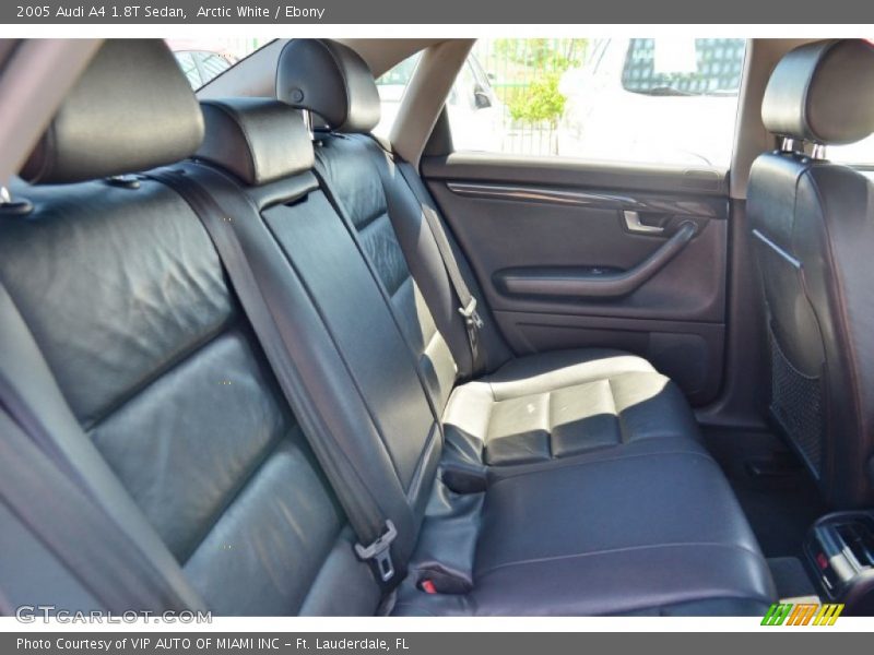 Arctic White / Ebony 2005 Audi A4 1.8T Sedan