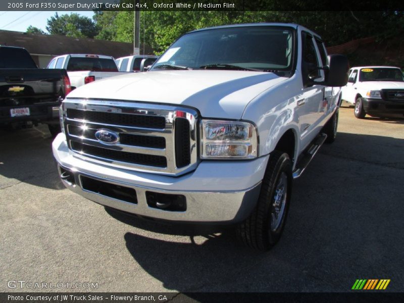 Oxford White / Medium Flint 2005 Ford F350 Super Duty XLT Crew Cab 4x4