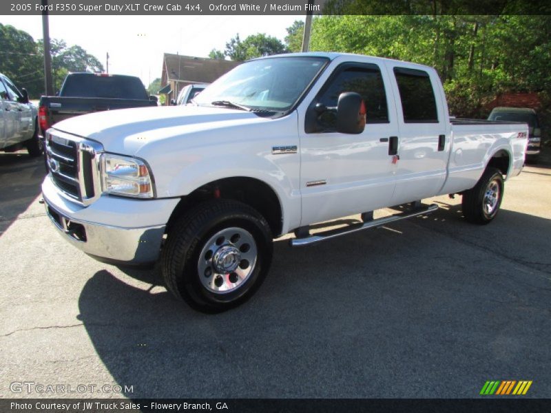 Oxford White / Medium Flint 2005 Ford F350 Super Duty XLT Crew Cab 4x4