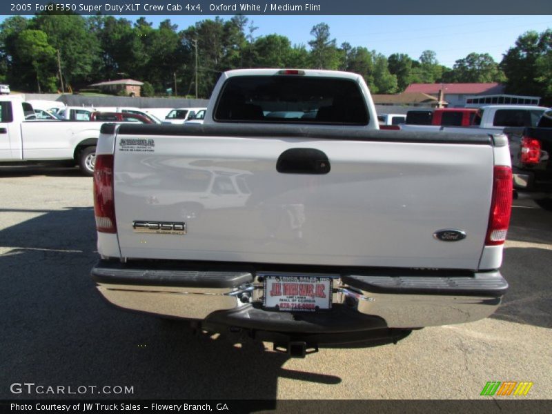 Oxford White / Medium Flint 2005 Ford F350 Super Duty XLT Crew Cab 4x4