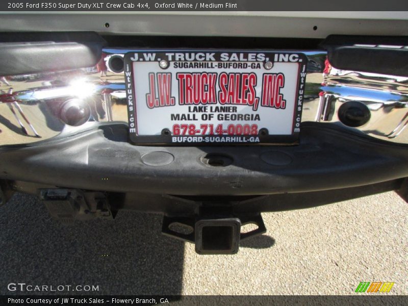 Oxford White / Medium Flint 2005 Ford F350 Super Duty XLT Crew Cab 4x4