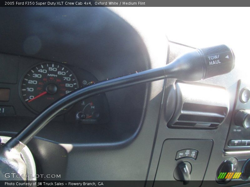 Oxford White / Medium Flint 2005 Ford F350 Super Duty XLT Crew Cab 4x4