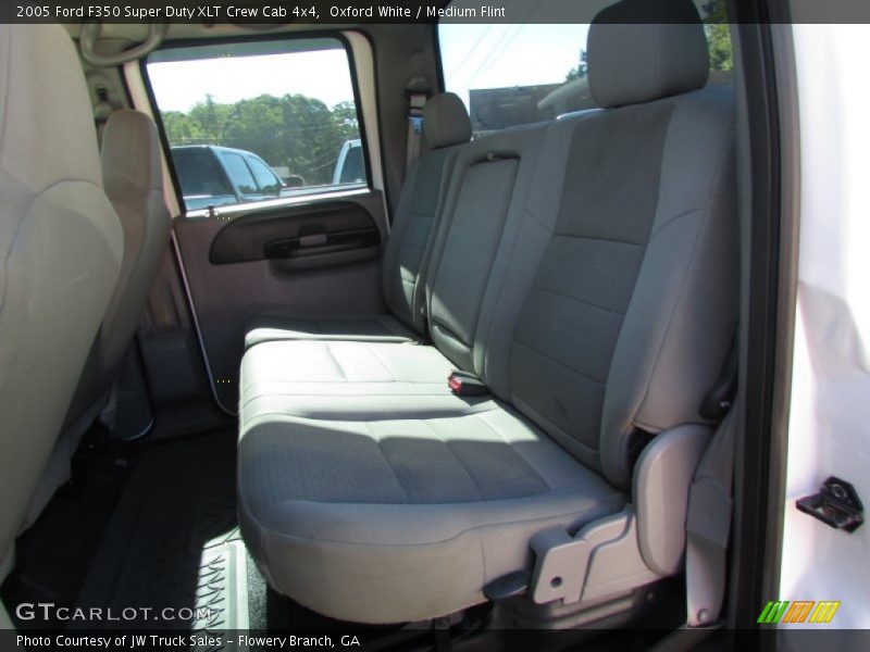 Oxford White / Medium Flint 2005 Ford F350 Super Duty XLT Crew Cab 4x4