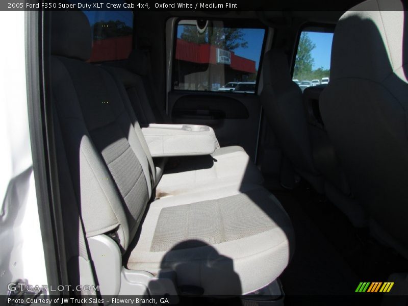 Oxford White / Medium Flint 2005 Ford F350 Super Duty XLT Crew Cab 4x4