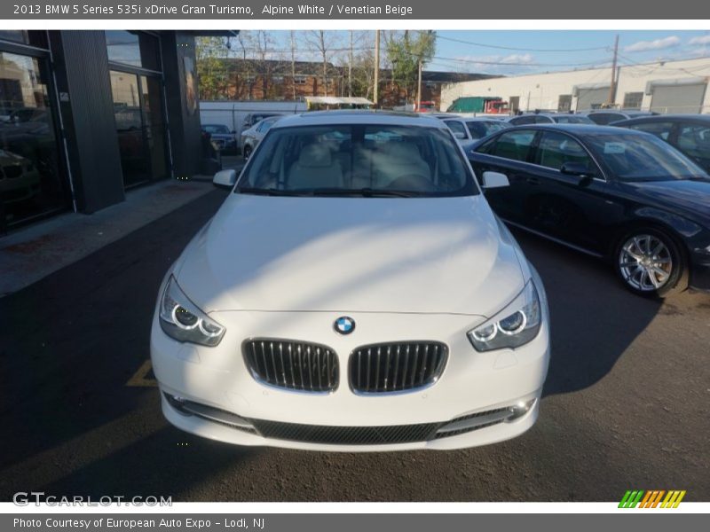 Alpine White / Venetian Beige 2013 BMW 5 Series 535i xDrive Gran Turismo