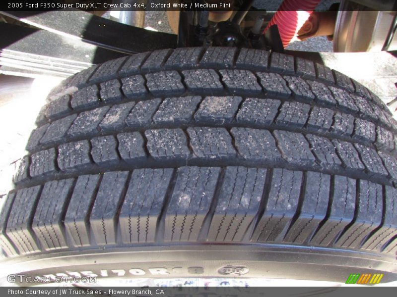 Oxford White / Medium Flint 2005 Ford F350 Super Duty XLT Crew Cab 4x4