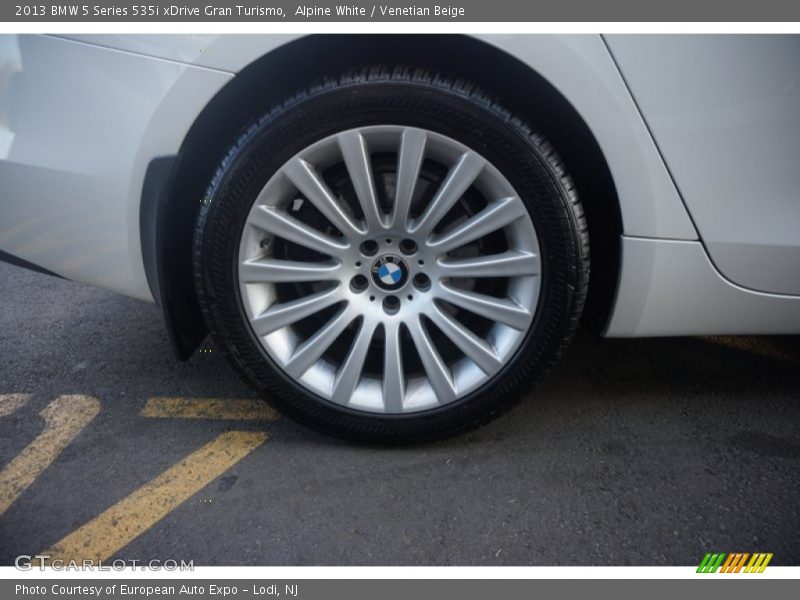Alpine White / Venetian Beige 2013 BMW 5 Series 535i xDrive Gran Turismo