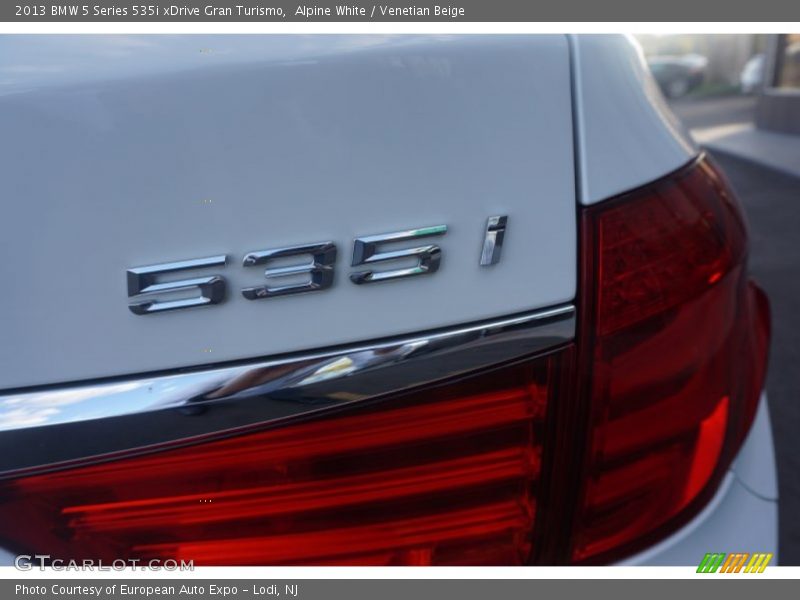 Alpine White / Venetian Beige 2013 BMW 5 Series 535i xDrive Gran Turismo