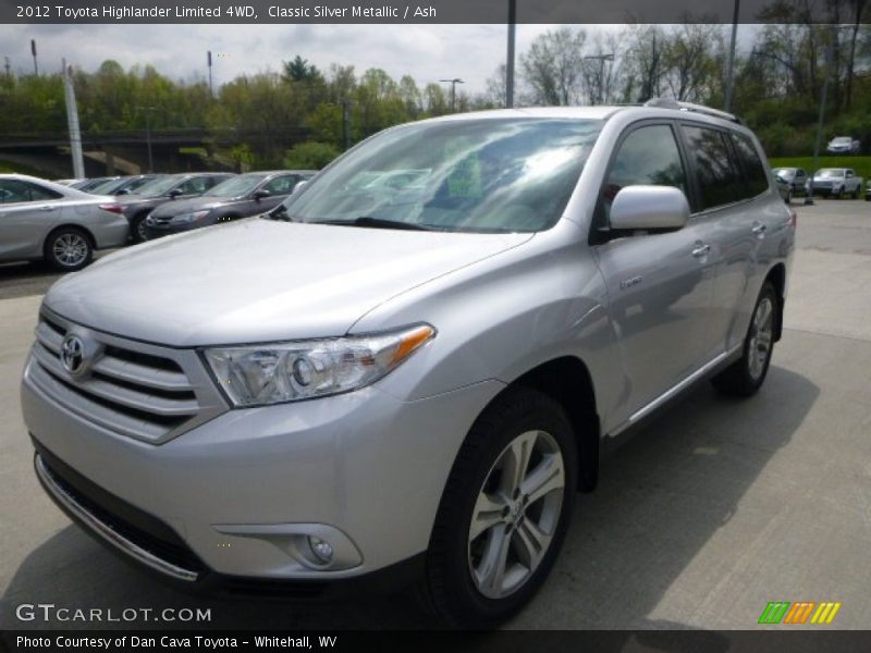 Front 3/4 View of 2012 Highlander Limited 4WD