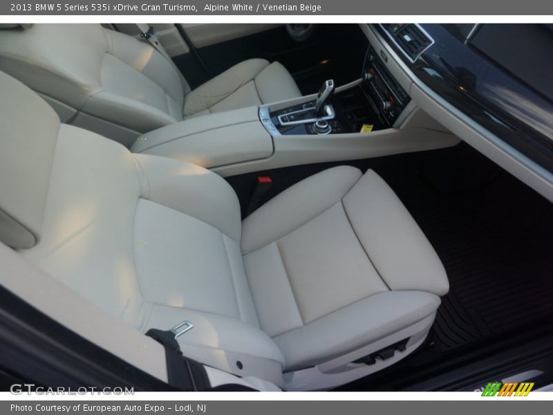 Alpine White / Venetian Beige 2013 BMW 5 Series 535i xDrive Gran Turismo