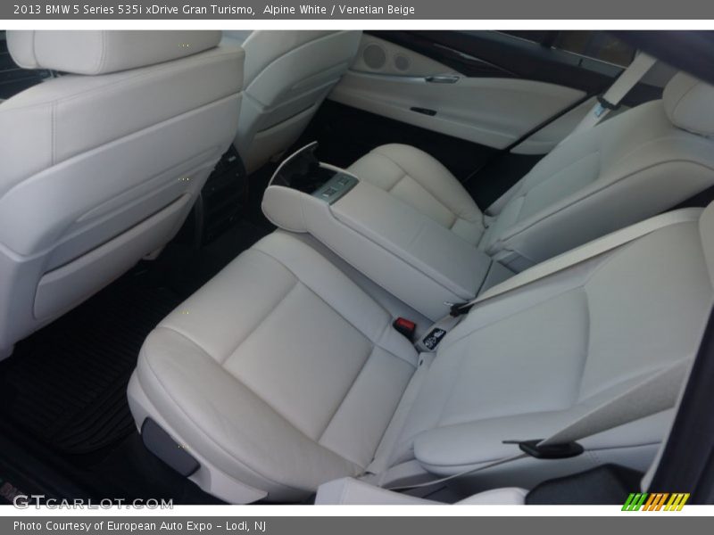 Alpine White / Venetian Beige 2013 BMW 5 Series 535i xDrive Gran Turismo