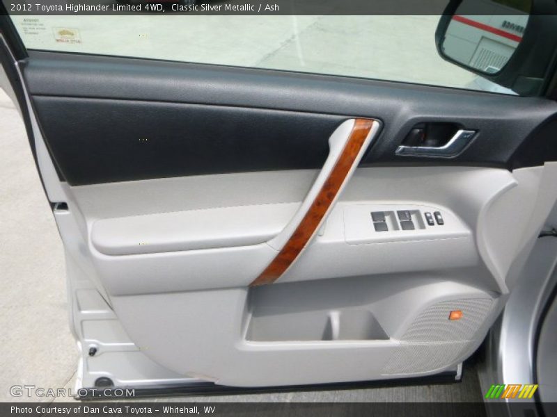 Classic Silver Metallic / Ash 2012 Toyota Highlander Limited 4WD