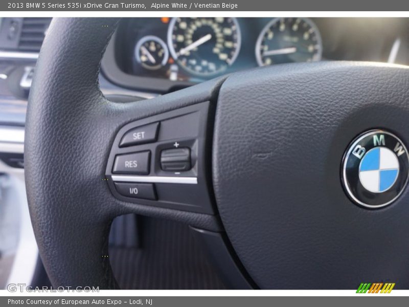Alpine White / Venetian Beige 2013 BMW 5 Series 535i xDrive Gran Turismo
