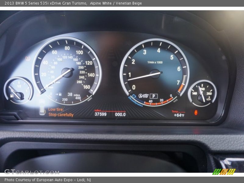 Alpine White / Venetian Beige 2013 BMW 5 Series 535i xDrive Gran Turismo