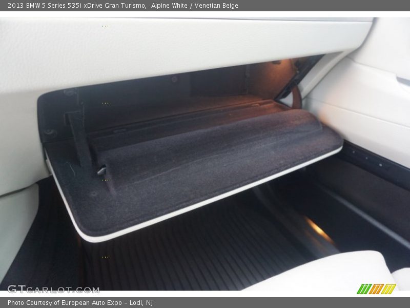Alpine White / Venetian Beige 2013 BMW 5 Series 535i xDrive Gran Turismo
