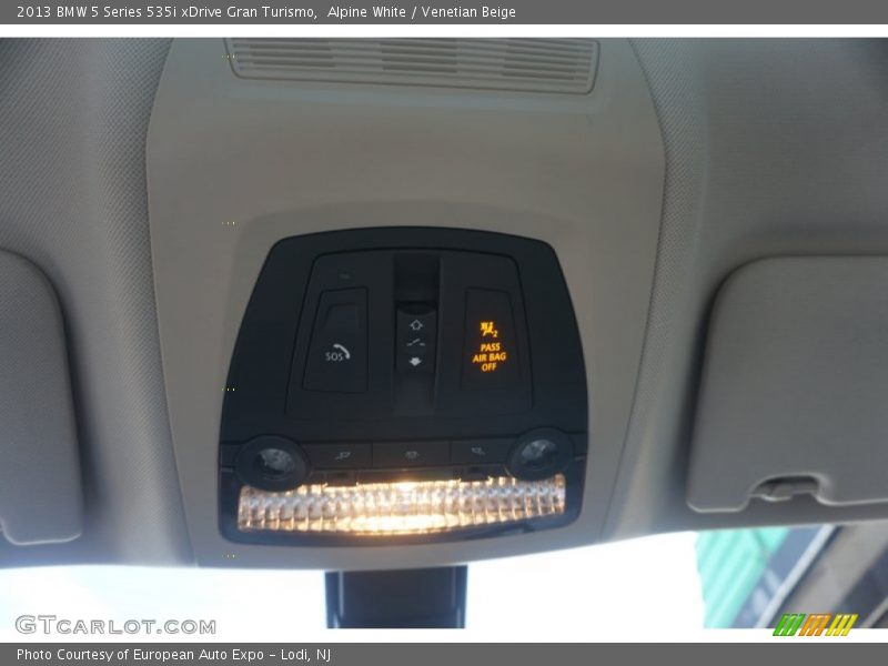Alpine White / Venetian Beige 2013 BMW 5 Series 535i xDrive Gran Turismo