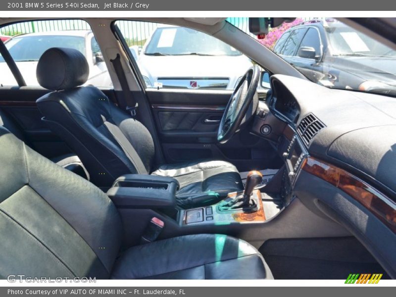 Jet Black / Grey 2001 BMW 5 Series 540i Sedan