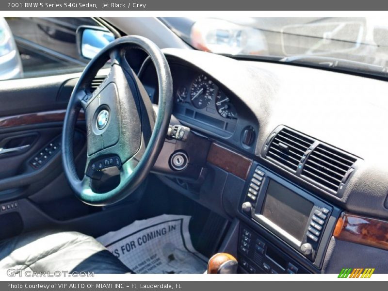 Jet Black / Grey 2001 BMW 5 Series 540i Sedan