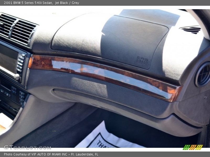 Jet Black / Grey 2001 BMW 5 Series 540i Sedan