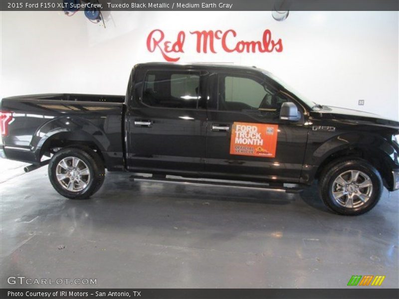 Tuxedo Black Metallic / Medium Earth Gray 2015 Ford F150 XLT SuperCrew