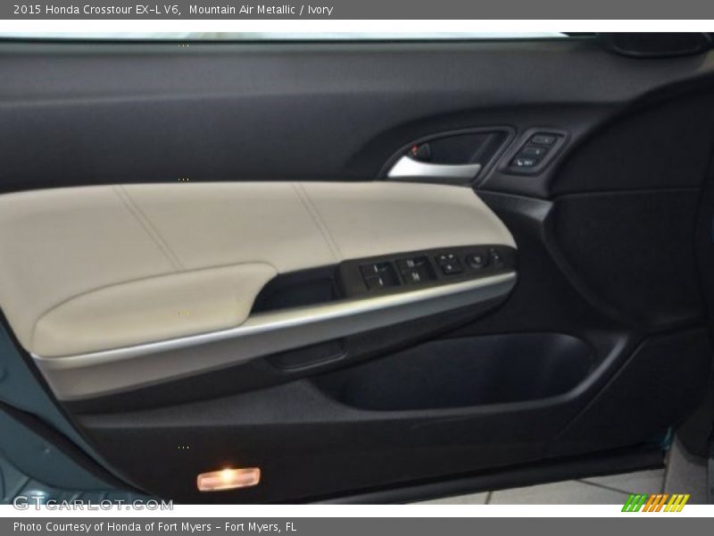 Mountain Air Metallic / Ivory 2015 Honda Crosstour EX-L V6