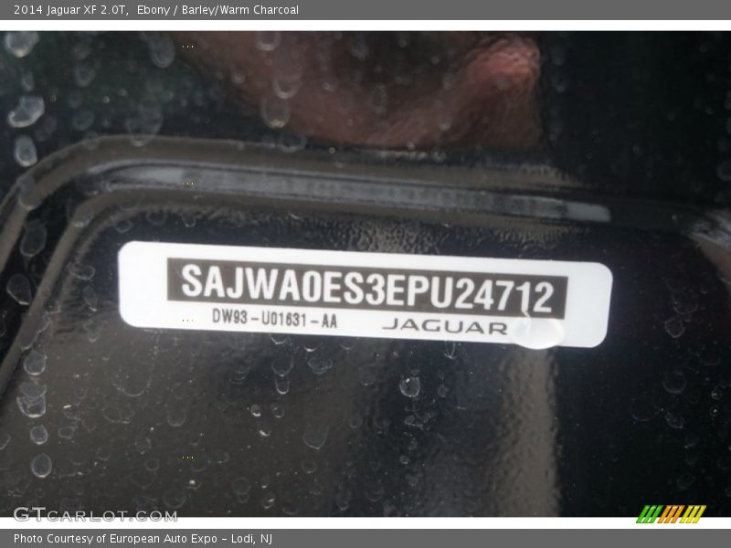 Ebony / Barley/Warm Charcoal 2014 Jaguar XF 2.0T