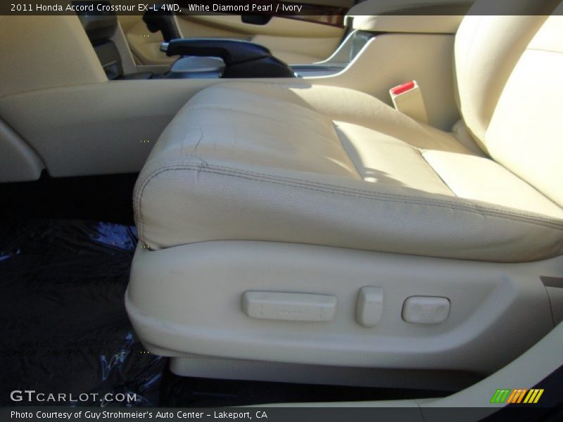 White Diamond Pearl / Ivory 2011 Honda Accord Crosstour EX-L 4WD