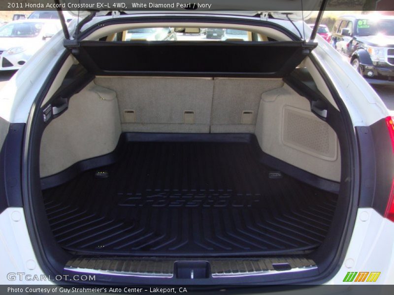 White Diamond Pearl / Ivory 2011 Honda Accord Crosstour EX-L 4WD