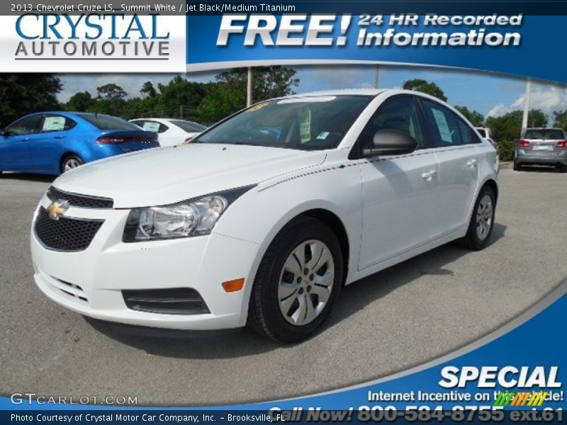 Summit White / Jet Black/Medium Titanium 2013 Chevrolet Cruze LS