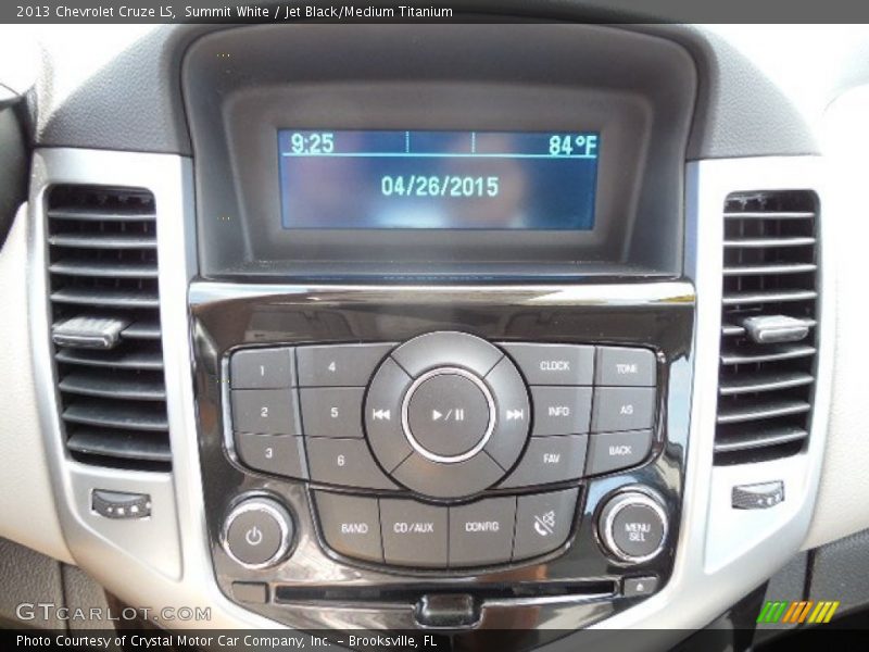 Summit White / Jet Black/Medium Titanium 2013 Chevrolet Cruze LS