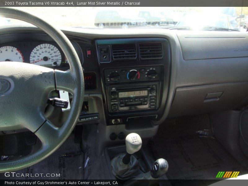 Lunar Mist Silver Metallic / Charcoal 2003 Toyota Tacoma V6 Xtracab 4x4