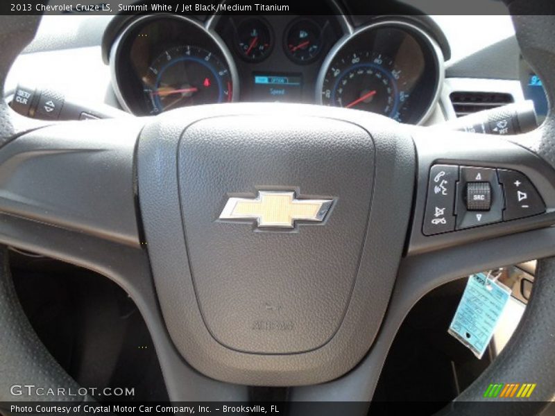 Summit White / Jet Black/Medium Titanium 2013 Chevrolet Cruze LS