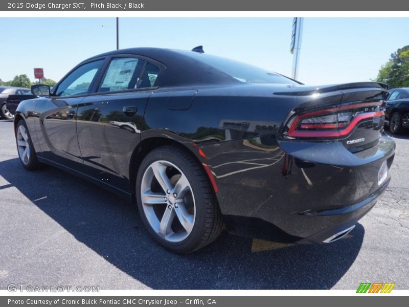 Pitch Black / Black 2015 Dodge Charger SXT