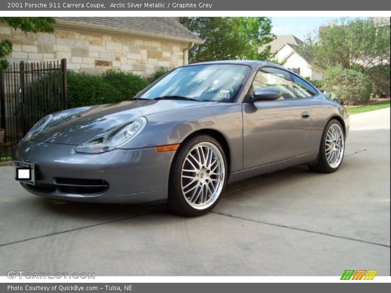 Arctic Silver Metallic / Graphite Grey 2001 Porsche 911 Carrera Coupe