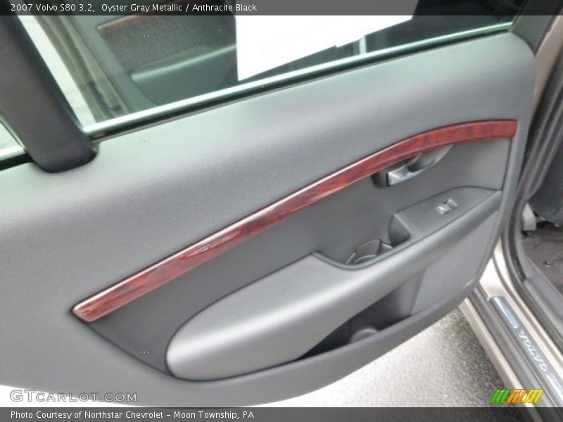 Oyster Gray Metallic / Anthracite Black 2007 Volvo S80 3.2
