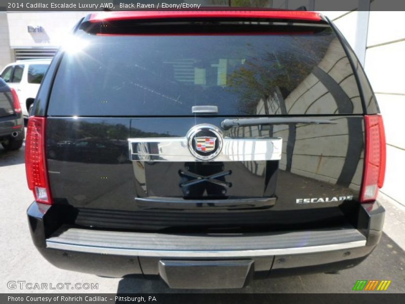 Black Raven / Ebony/Ebony 2014 Cadillac Escalade Luxury AWD