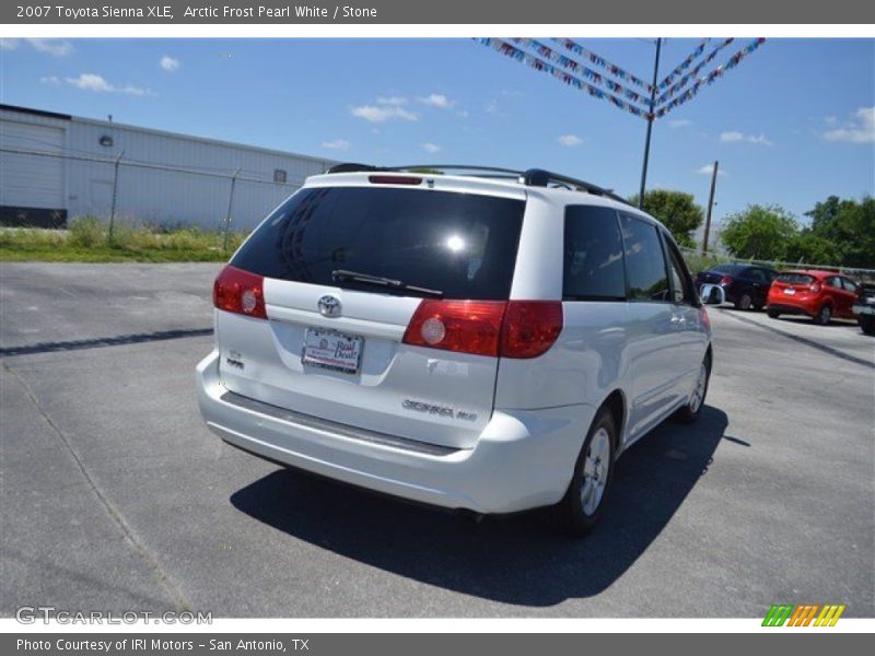 Arctic Frost Pearl White / Stone 2007 Toyota Sienna XLE