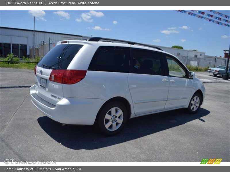 Arctic Frost Pearl White / Stone 2007 Toyota Sienna XLE