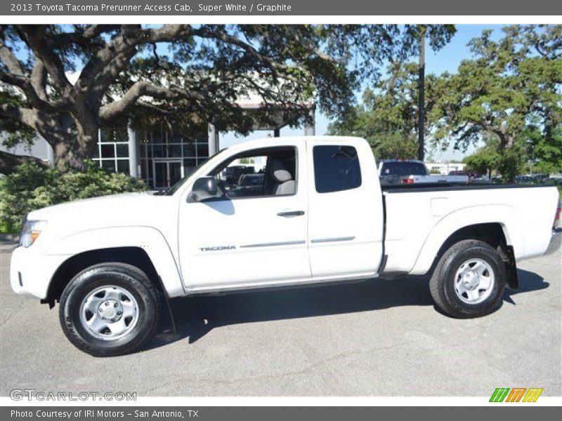 Super White / Graphite 2013 Toyota Tacoma Prerunner Access Cab