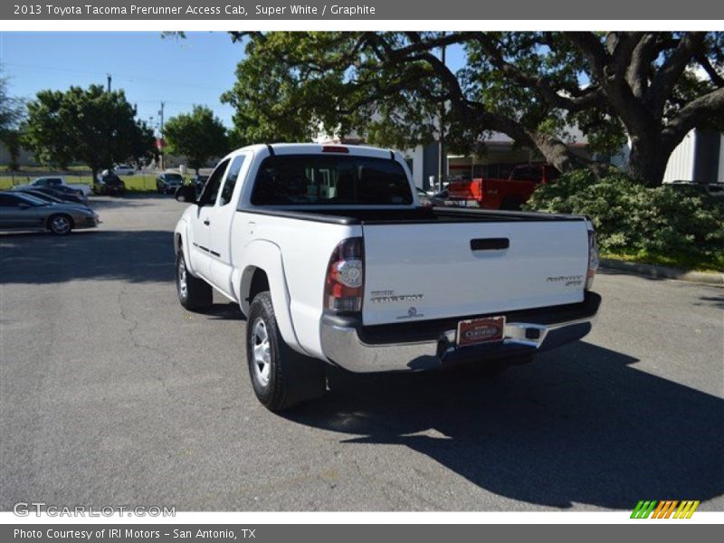 Super White / Graphite 2013 Toyota Tacoma Prerunner Access Cab