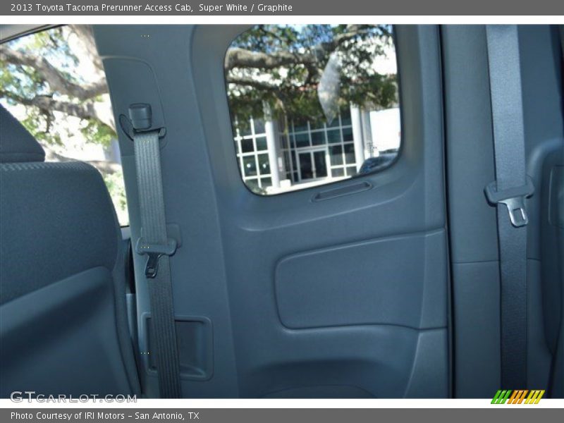 Super White / Graphite 2013 Toyota Tacoma Prerunner Access Cab